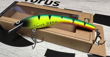 Turus Ukko Original Wobbler schwimmend, Länge: 12 cm, Farbe: Fire Tiger 88, UV